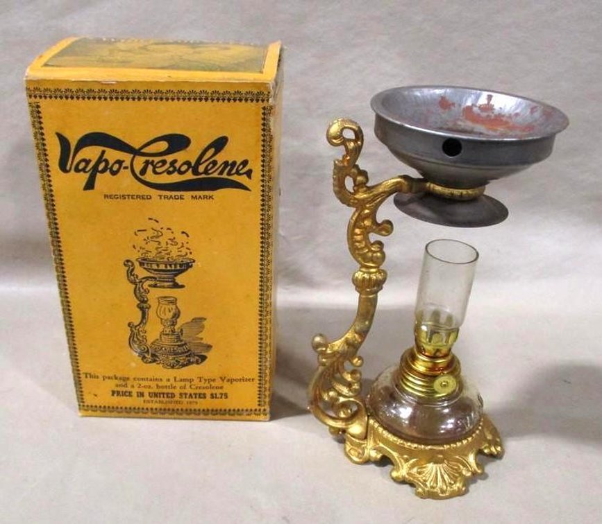 Vapo-Cresolene miniature lamp type vaporizer