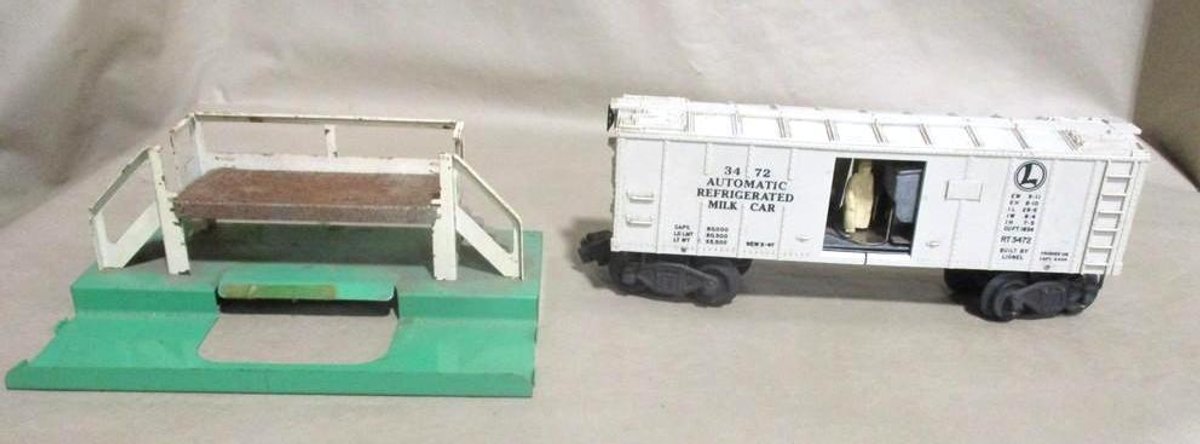 Lionel O-gauge milk car set