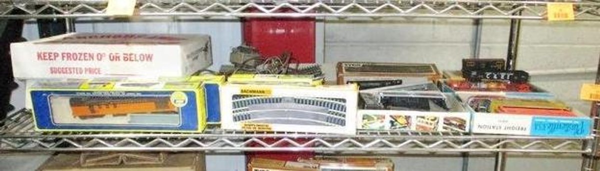 HO train group