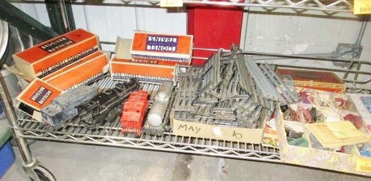 Group of Lionel train accessories