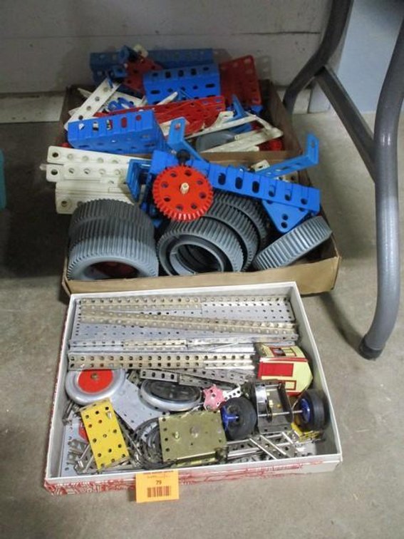 Vintage building toy group