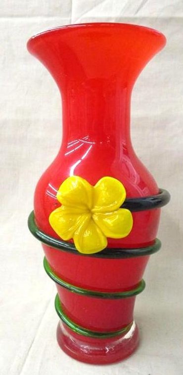 Art glass vase