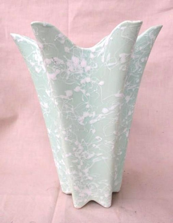 Green and white design art pottery vase