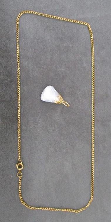 Natural stone pendant necklace