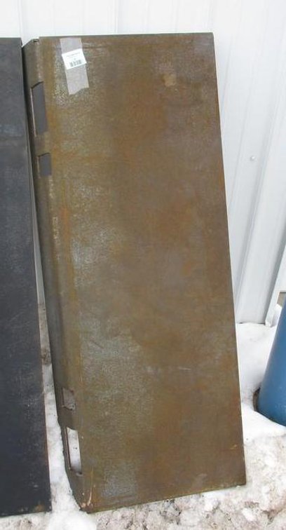 Skidster quick tach weld on plate