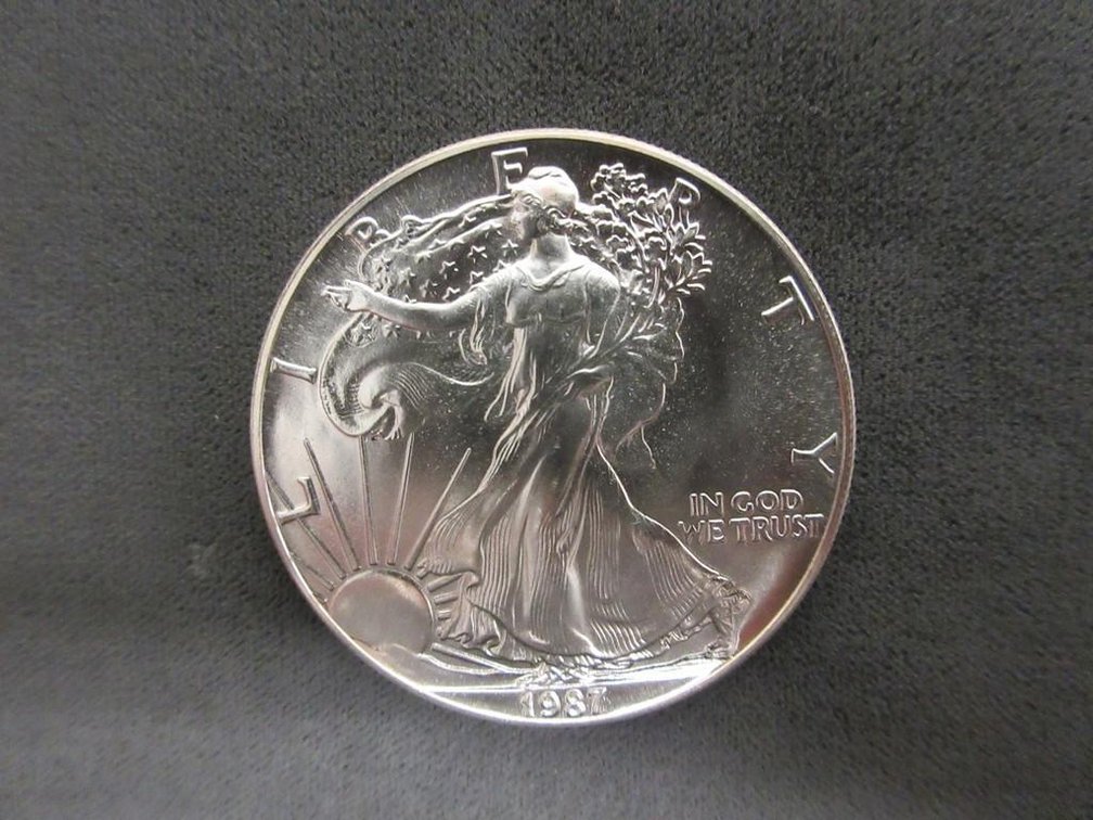 1987 Silver Eagle dollar coin