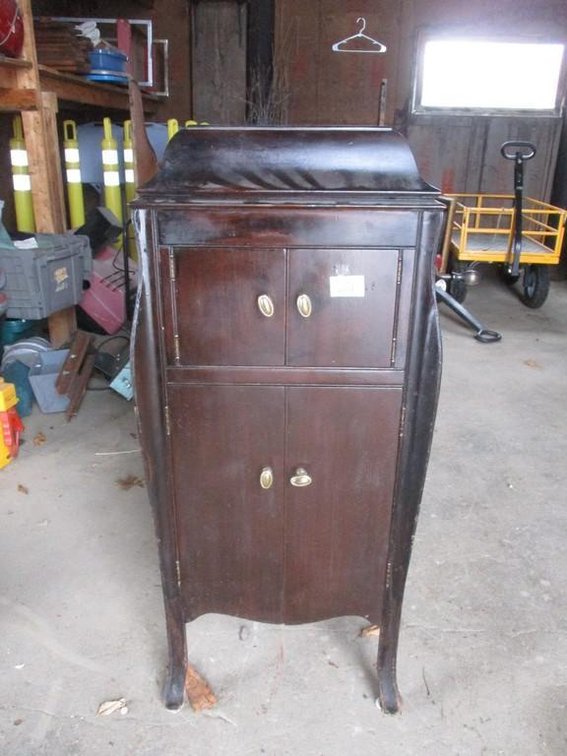 Antique wooden Victrola Talking machine
