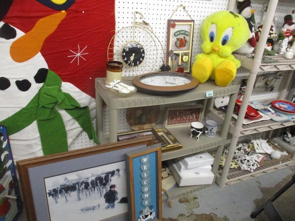(3) Shelves of collectibles