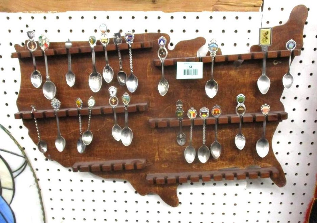 Wooden United States of America spoon rack