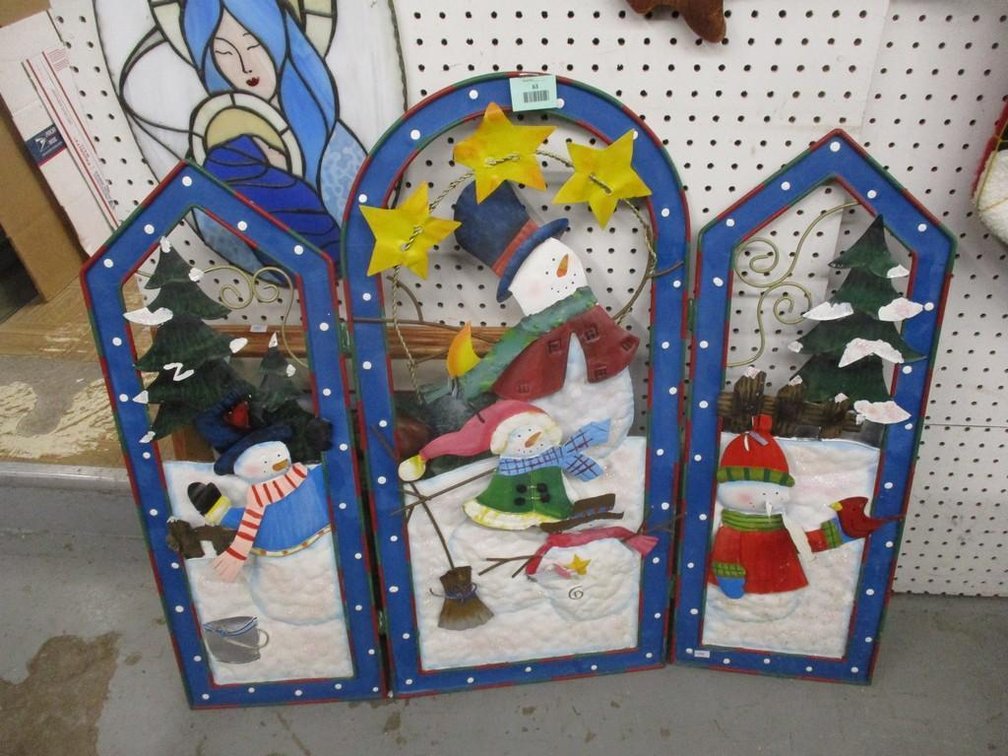 Metal snowman theme fireplace screen
