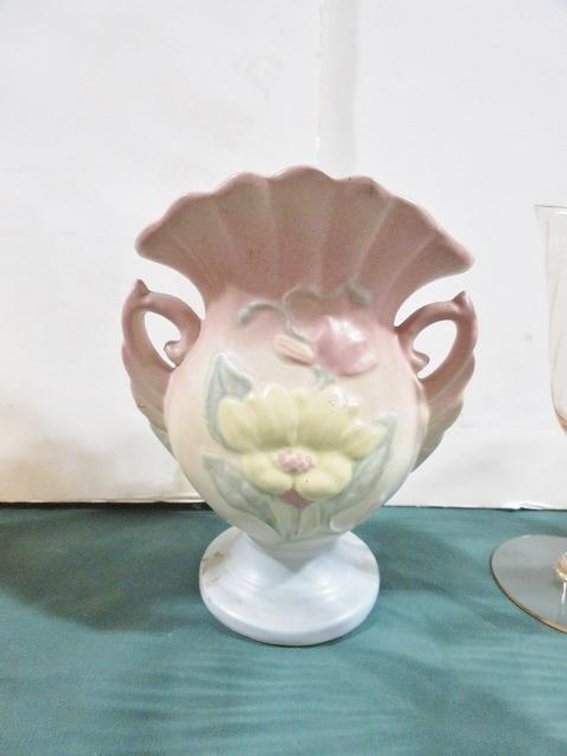 Hull Pottery double-handle vase #12-6 1/2