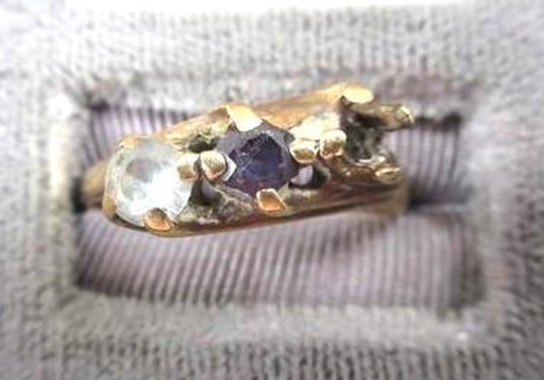 10K Gold vintage lady's ring