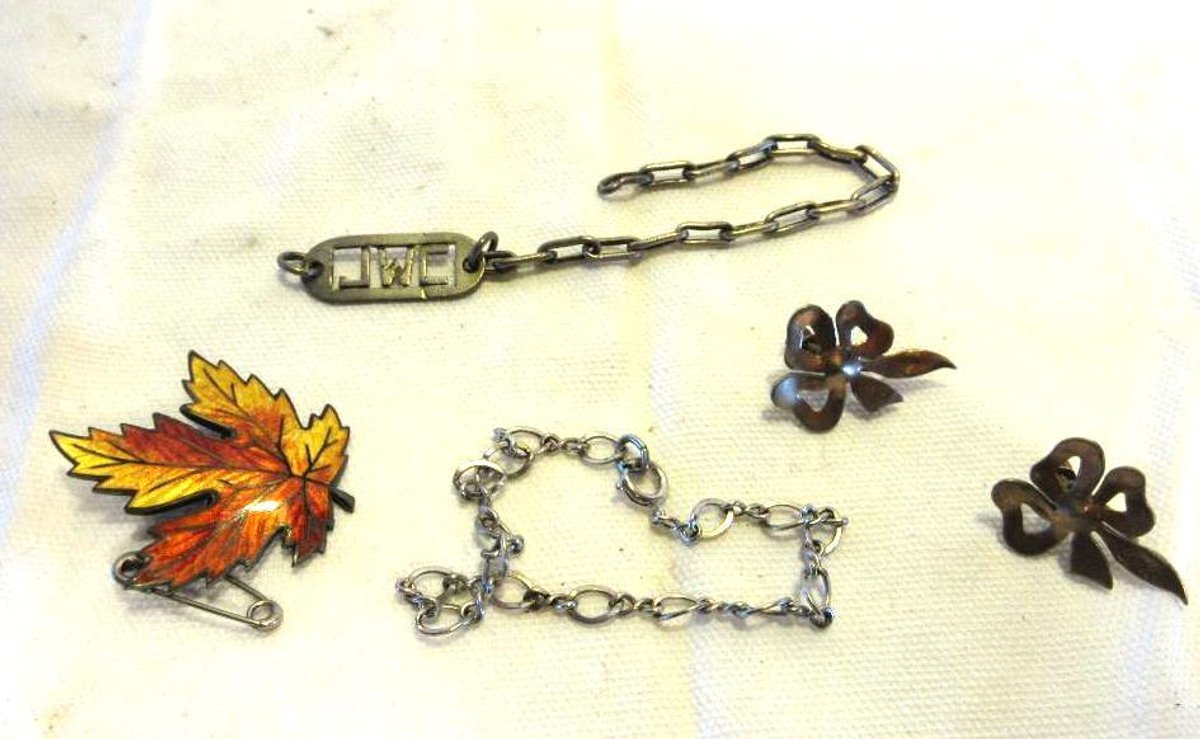 Group of sterling jewelry