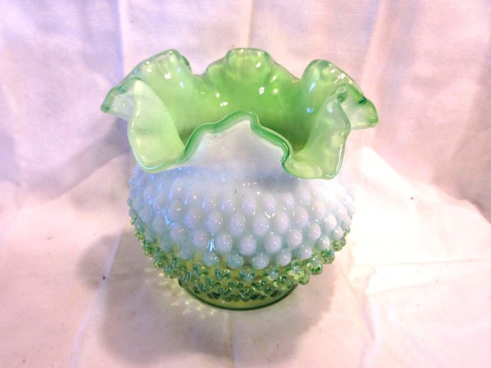 Green opalescent hobnail vase