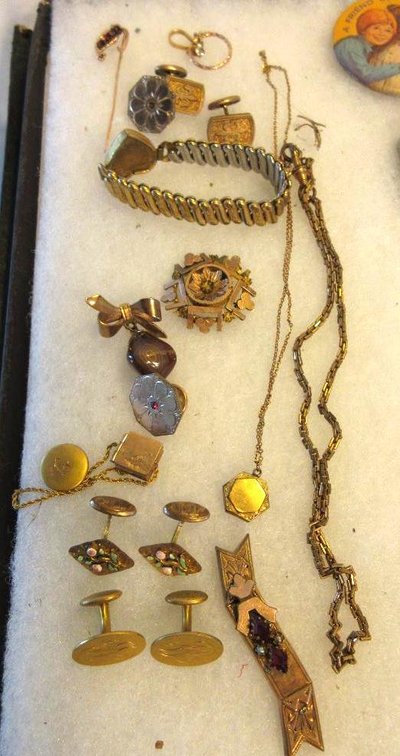 Group of antique gold jewelry
