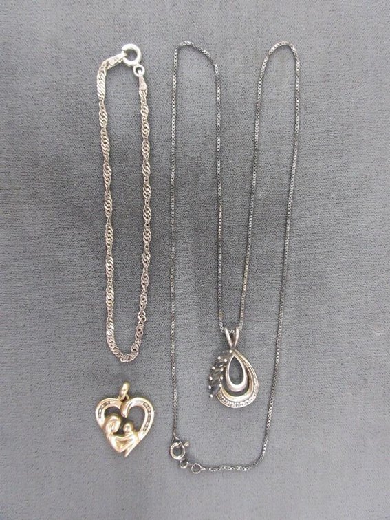 Vintage jewelry group