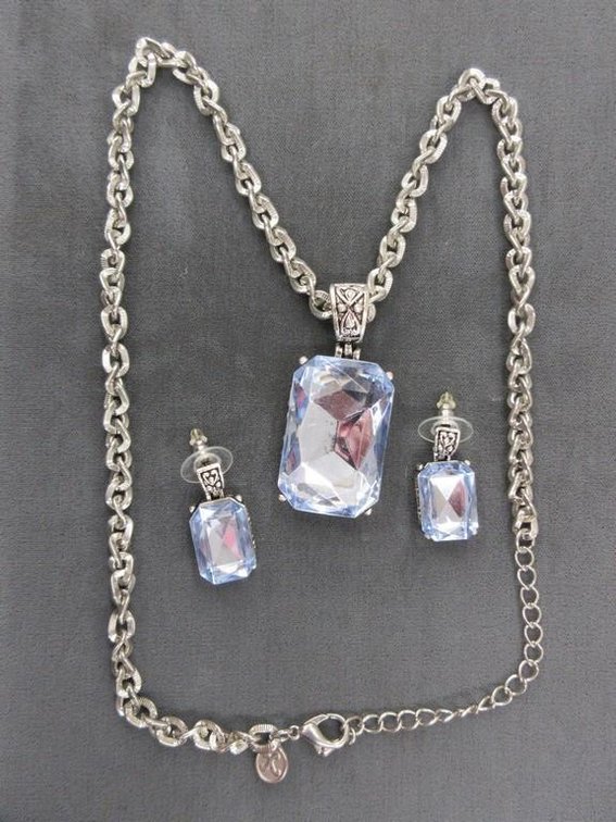 Romantic blue stone necklace and post earring set