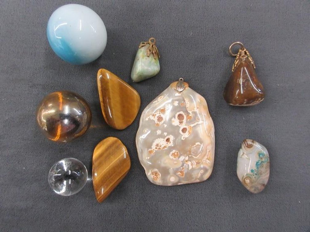 Group of stones and marbles