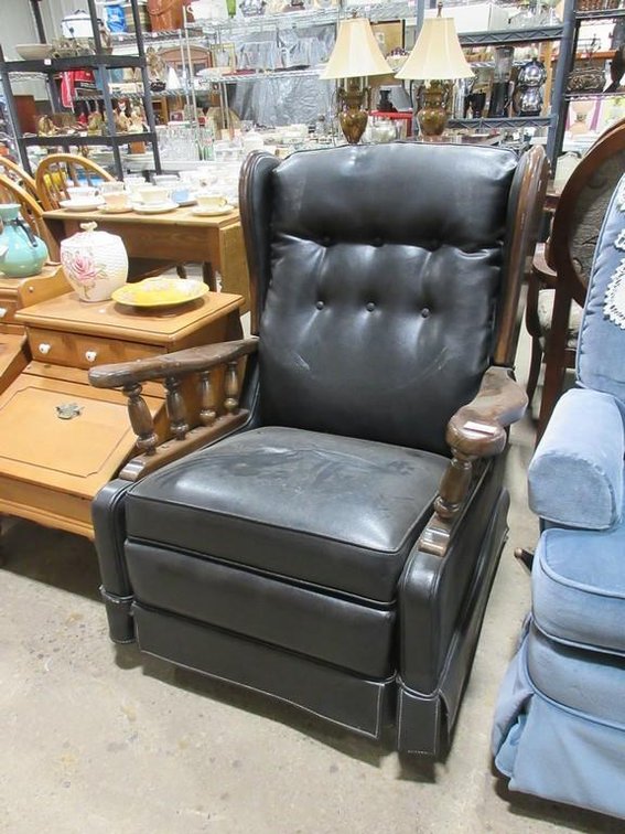 Solid wood mid-century theme rocker chair with leather? Seat