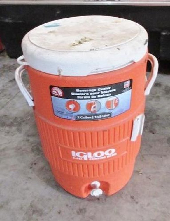Igloo brank drink dispenser