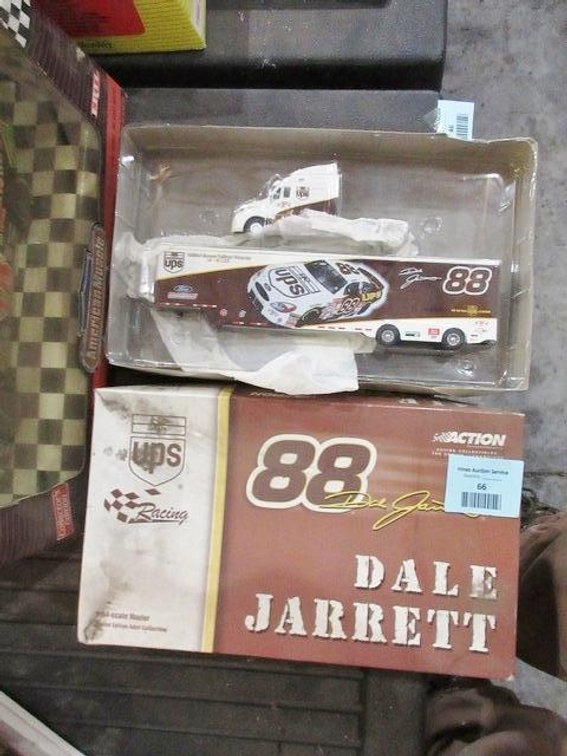 Action #88 Dale Jarrett UPS die cast car hauler
