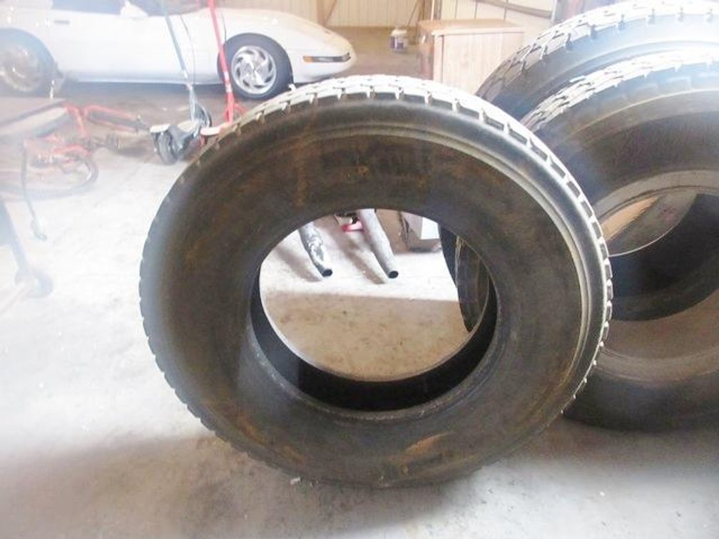 Used Bridgestone semi tire