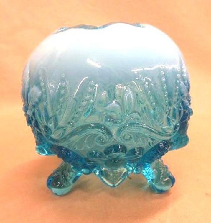 Blue opalescent 3 footed vase