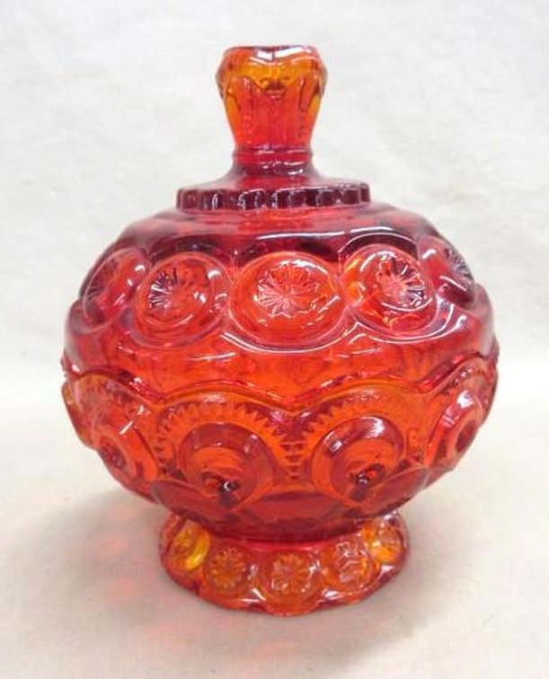 Amberina covered glass dish