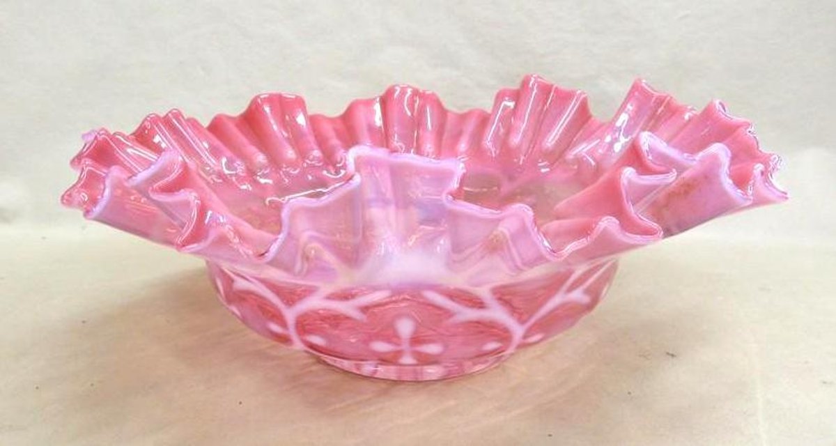 Cranberry opalescent glass ruffled edge bowl