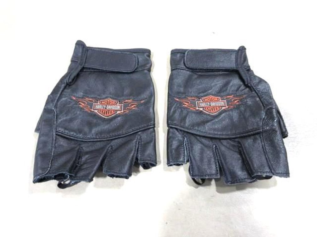 Pair of Harley-Davidson black leather fingerless gloves