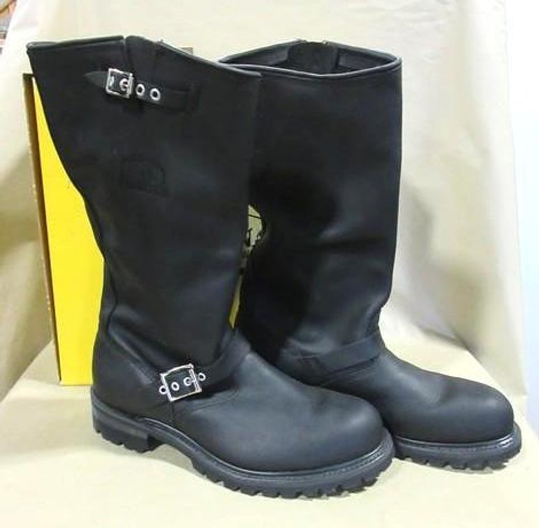 Carolina Shoe Company  16" engineer steel toe black boots