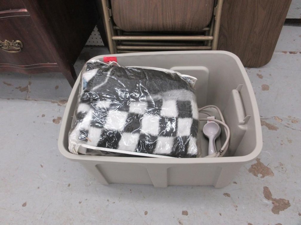 Tote with contents