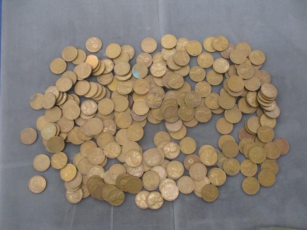 (240) 1940's Lincoln wheat cents