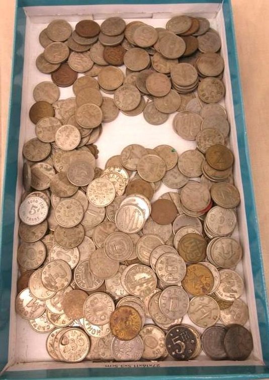 Flat of tokens