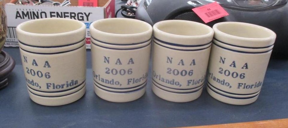 (4) Artists is the Park stoneware cups