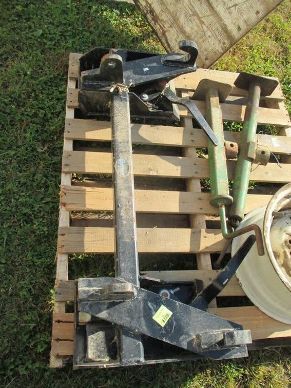Image for October Outdoor, Stoneware and Collectibles