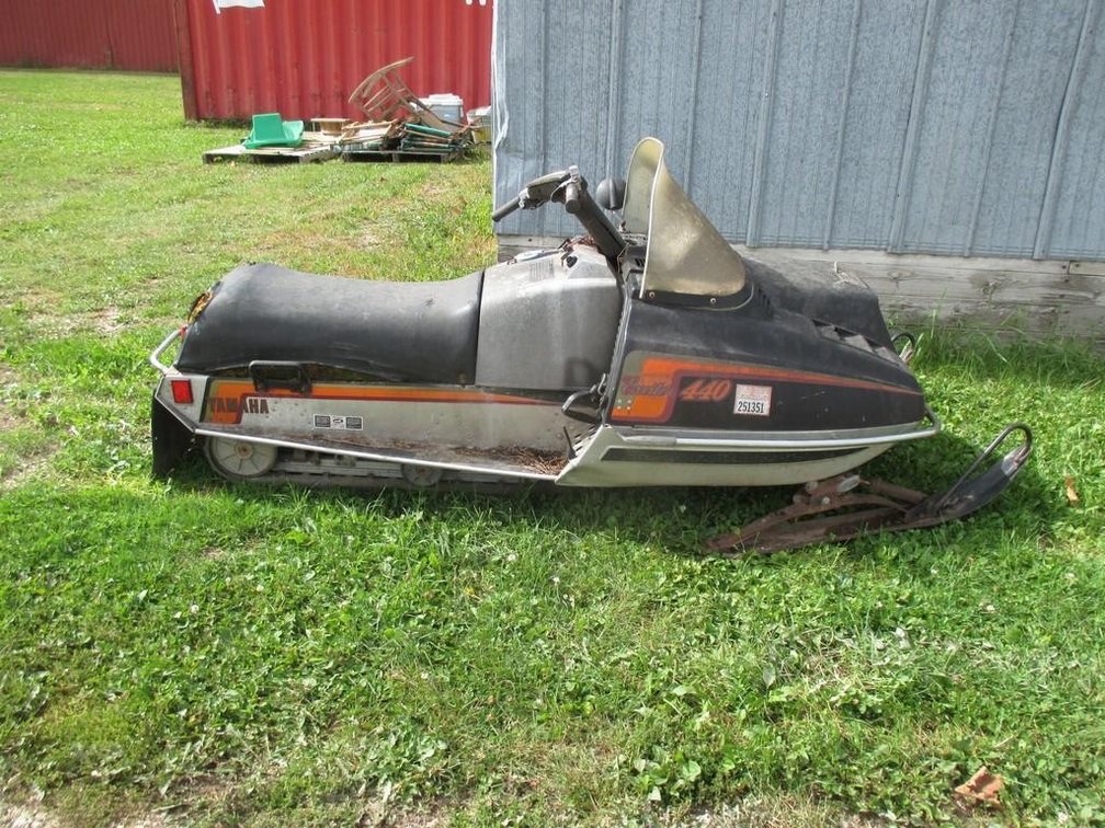 Yamaha Exciter 440 snowmobile (no registration)