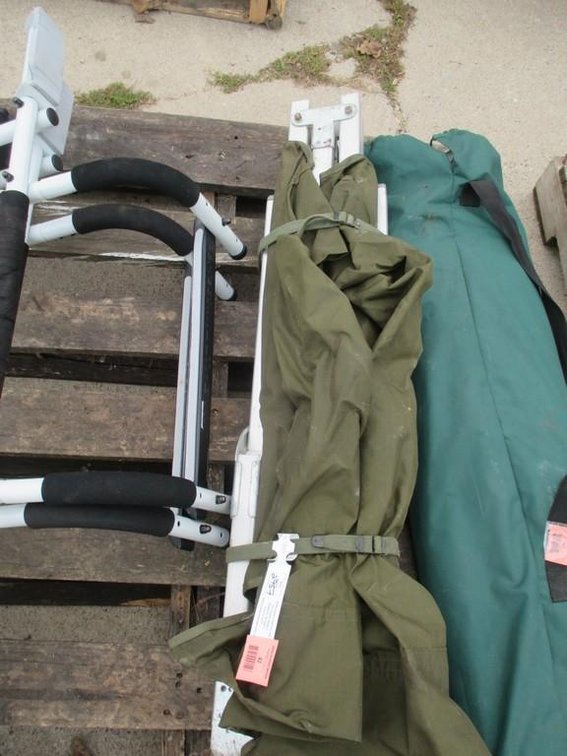 Folding cot