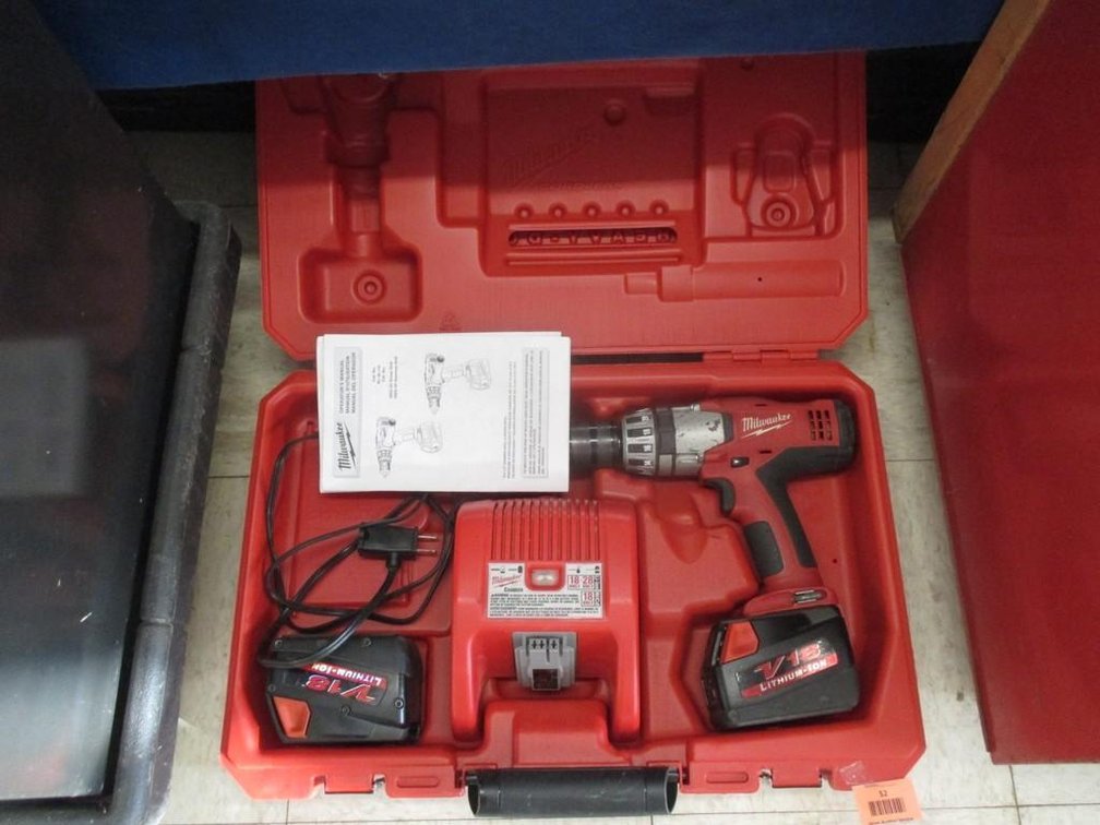Milwaukee 18-volt 1/2" hammer drill