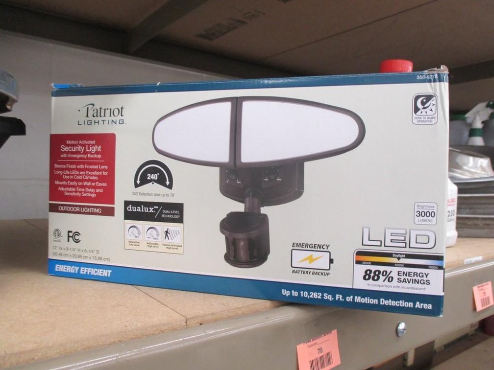 Patriot Lighting security light with motion