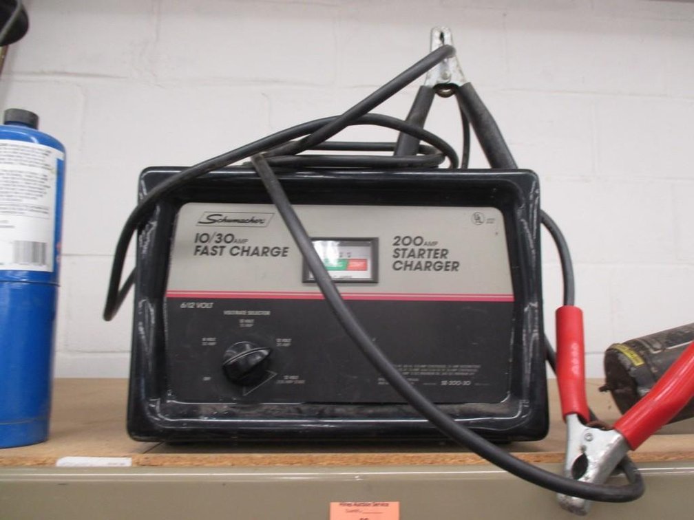 Schumacher 10/30 fast charger