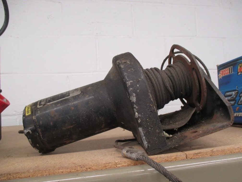 Super Winch electric winch