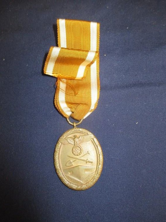 WWII German West Wall medal