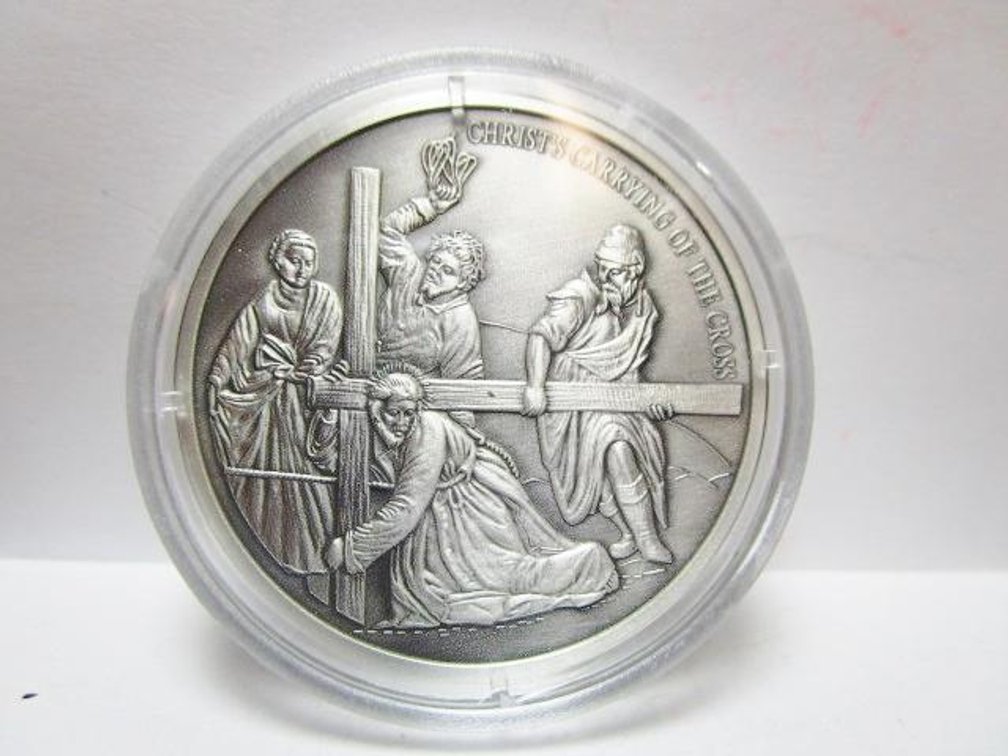 1999 Christ's Carrying of the Cross silver coin