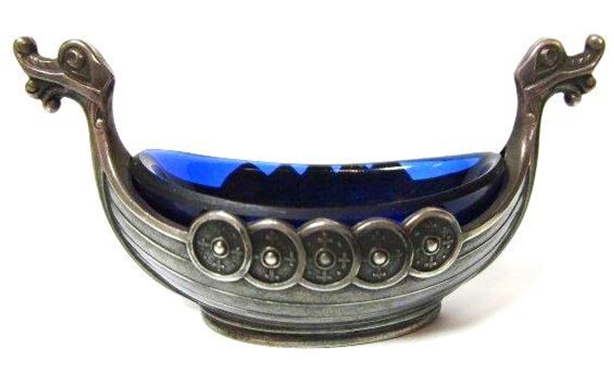 Norway sterling Viking ship salt with cobalt insert
