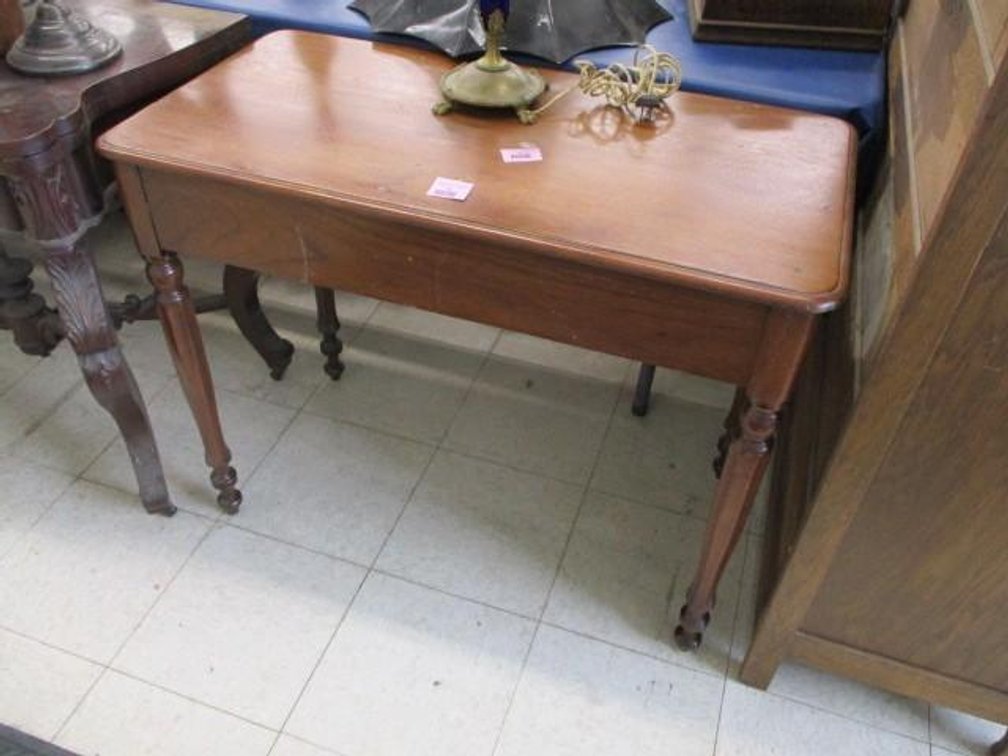 Antique pine table