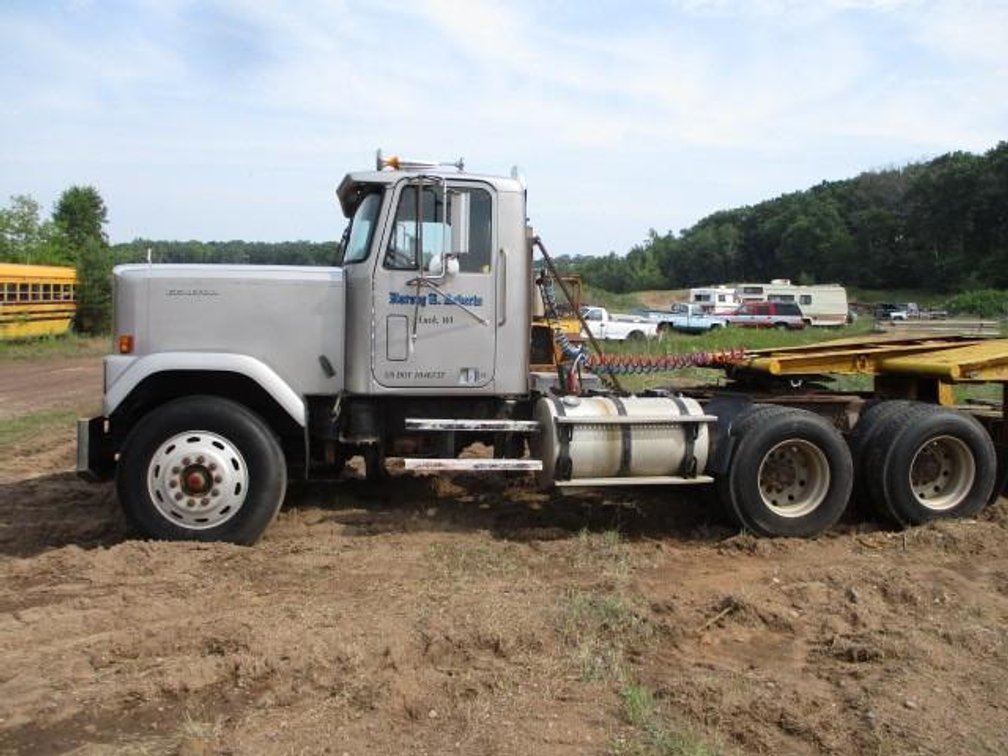 Image for Roberts Heavy Machinery, Farm, Vehicles & Iron