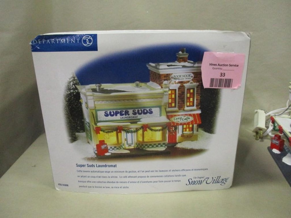 Dept 56 Super Suds Laundromat in box