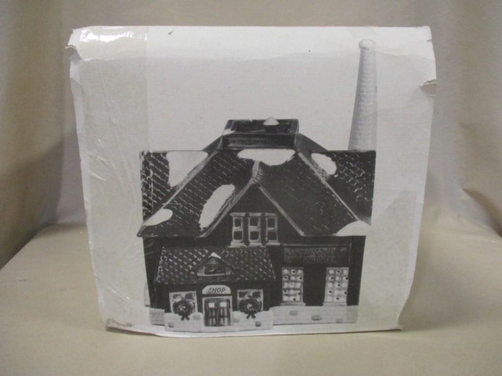 Dept 56 Snow Village Factory in box