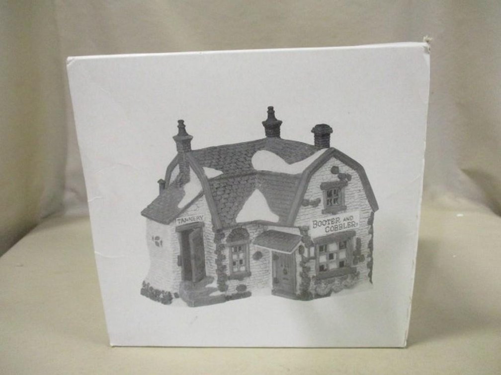 Dept 56 Booter and Cobbler in box